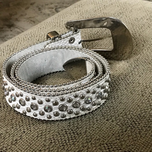 ❤️ GORGEOUS LEATHER  rhinestone belt - Picture 2 of 8